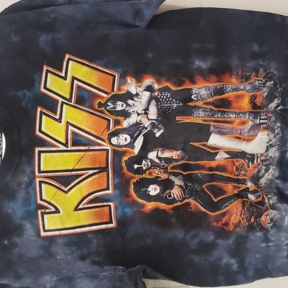 Liquid Blue 'Kiss' Men's T-Shirt Black Blue Medium 2013 UNISEX - Picture 5 of 10